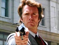 Clint Eastwood dejó los westerns para dedicarse a las películas de acción policial encarnando a "Harry El Sucio"